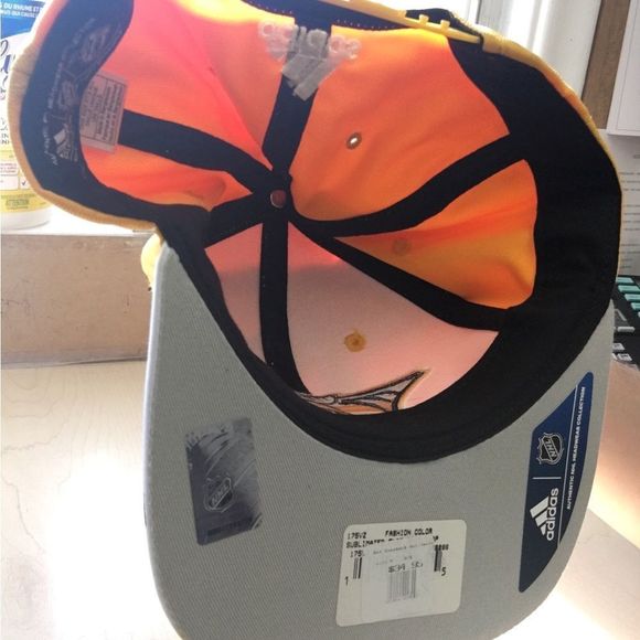 NWT Nashville Predators Adidas Yellow SnapBack - Picture 5 of 6